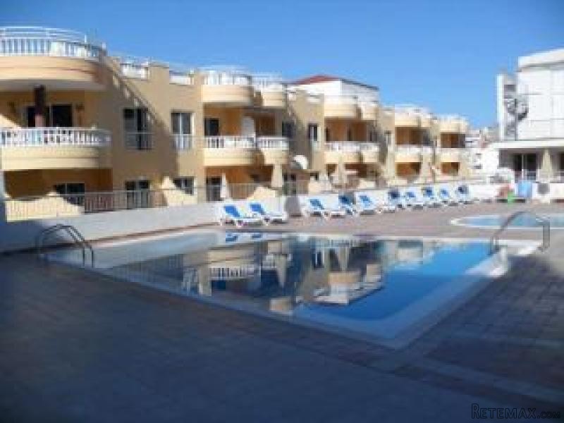 Apartment For Sale in Playa De La..