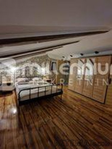 Otok Krk, Dobrinj, dvojna kuća s bazenom, 196m2 - 9