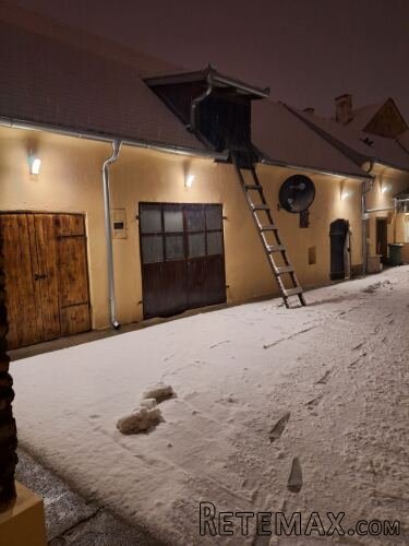 Prodajem kucu u centru Sremskih Karlovaca - 19