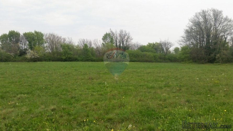 KOMPLEKS GRAĐEVINSKOG I POLJOPRIVREDNOG ZEMLJIŠTA 4 KM OD... - 3