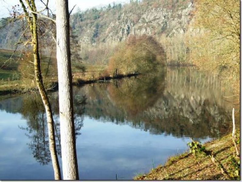 Vast Property Overlooking the River - 2