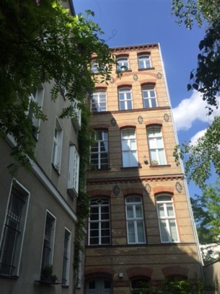 2 Rooms Apartment In Kreuzberg For Sale - 2