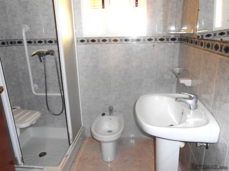 RS143, Classic Spanish townhouse - 2