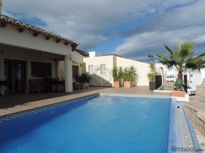 Stunning 3 Bedrooms 2 Bathrooms Villa.. - 2
