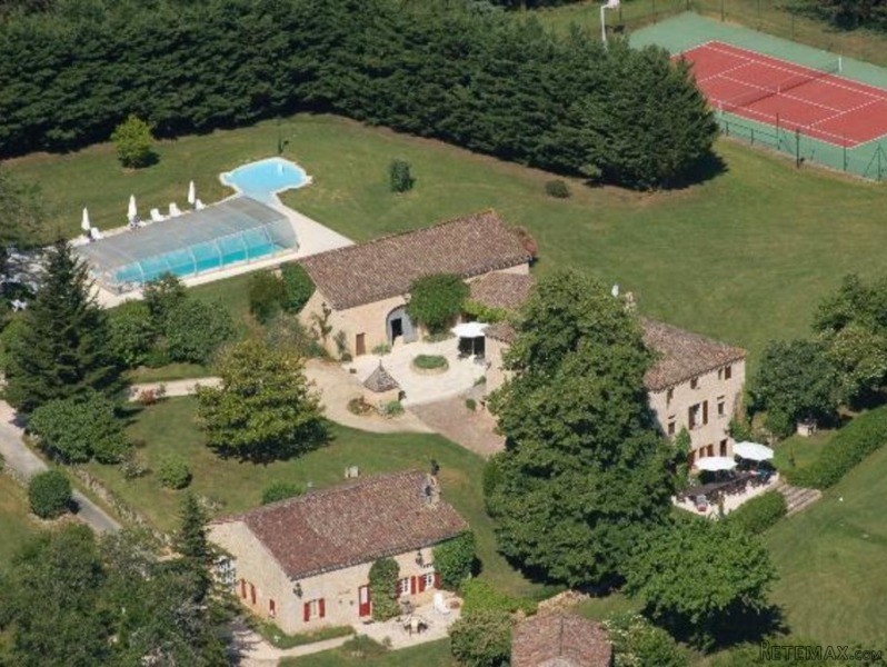 Superb Collection Of Houses With Pool..