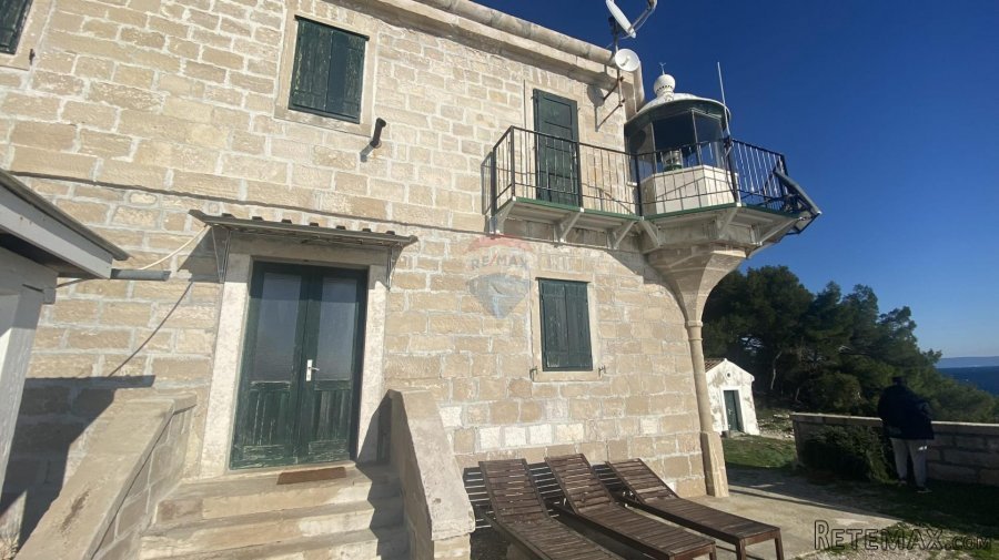 ISTRA, SKITAČA - veliko negrađevinsko zemljište od 6 ha s 5 - 5
