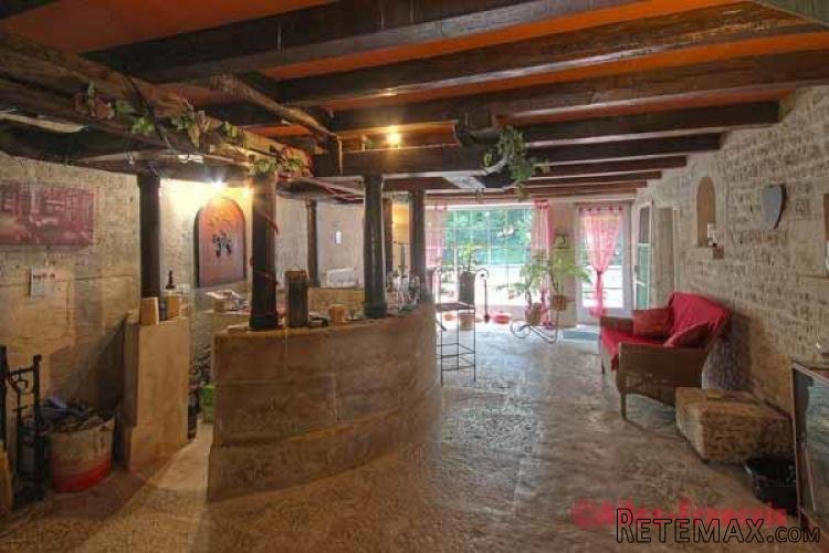 St Genard, Marcillé (79) - Stone mill offering spacious.. - 5