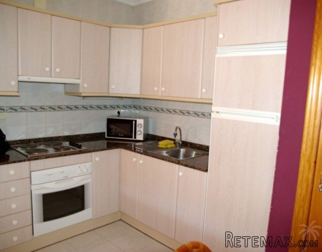 This 2 bedroom apartment offers a covered terrace and.. - 7