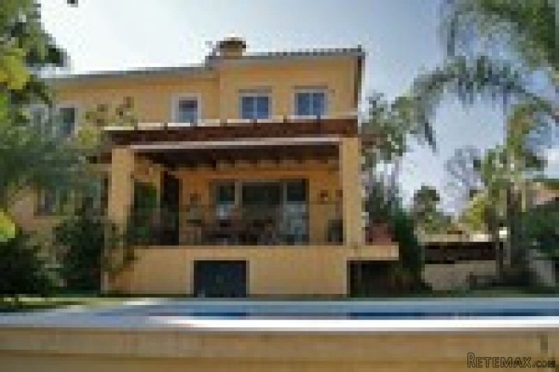 4 Bedrooms - Property - Malaga - For..