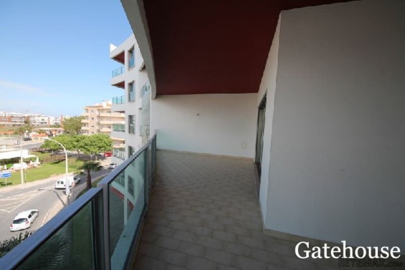 Lagos Spacious Apartment For Sale..