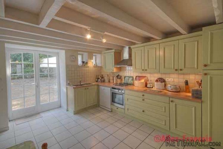 St Genard, Marcillé (79) - Stone mill offering spacious.. - 9