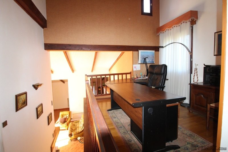 3 Bedroom Villa Set On 1 Acre With.. - 2