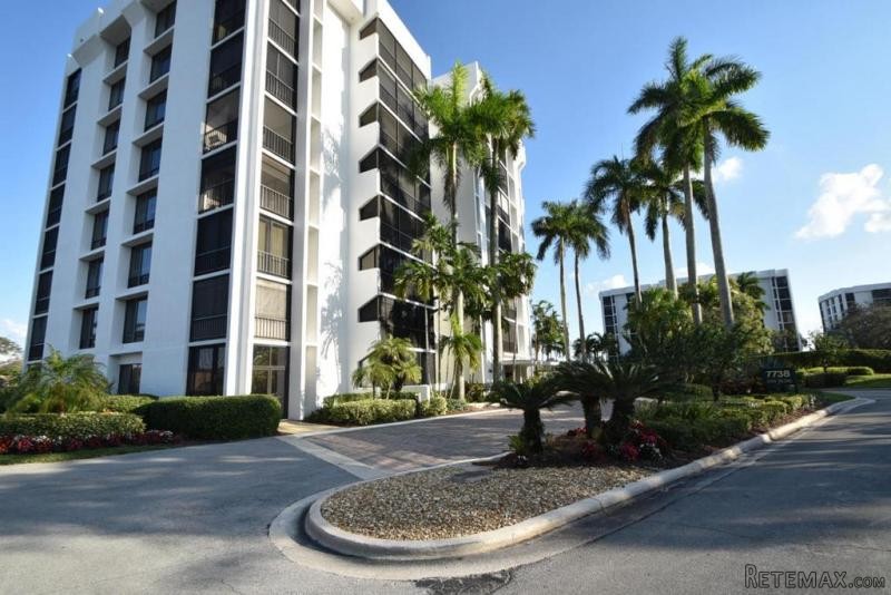 7754 Lakeside Blvd #445, Boca Raton, FL..
