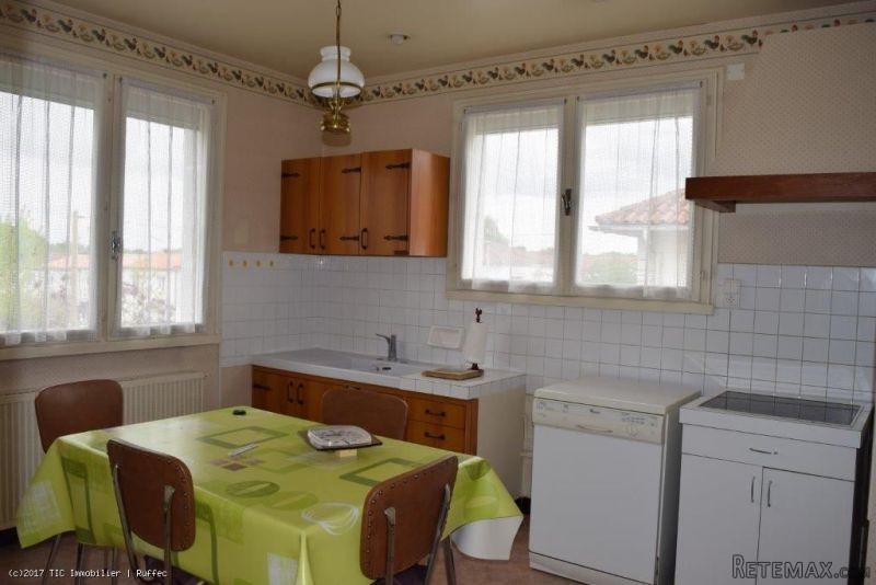 Town House With Basement And Plenty Of.. - 2