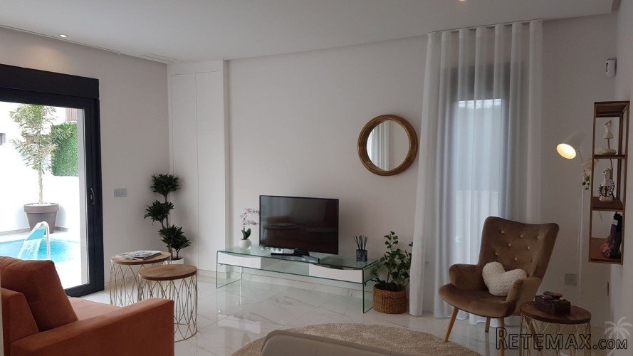 21 spacious, modern, semi-detached villas with sea views on.. - 2