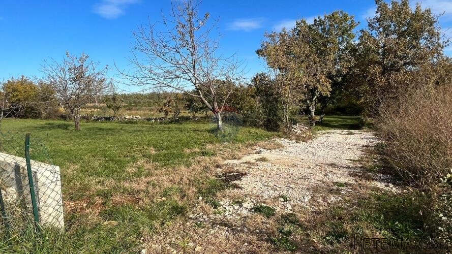 Umag - okolica, kombinacija građevinsko-poljoprivrednog zeml