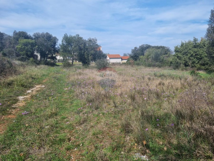 Štinjan, 2913 m2 građevinsko zemljište - 3
