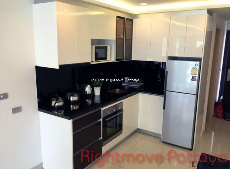 1 Bedroom Condo for sale in Wongamat -.. - 2