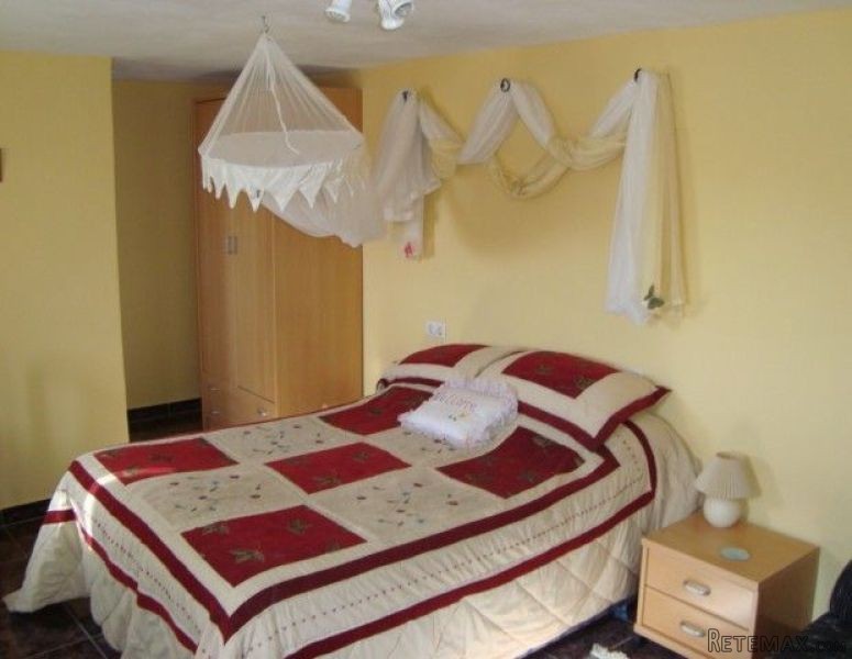 7 bedroom, 5 bathroom Finca/Country.. - 2