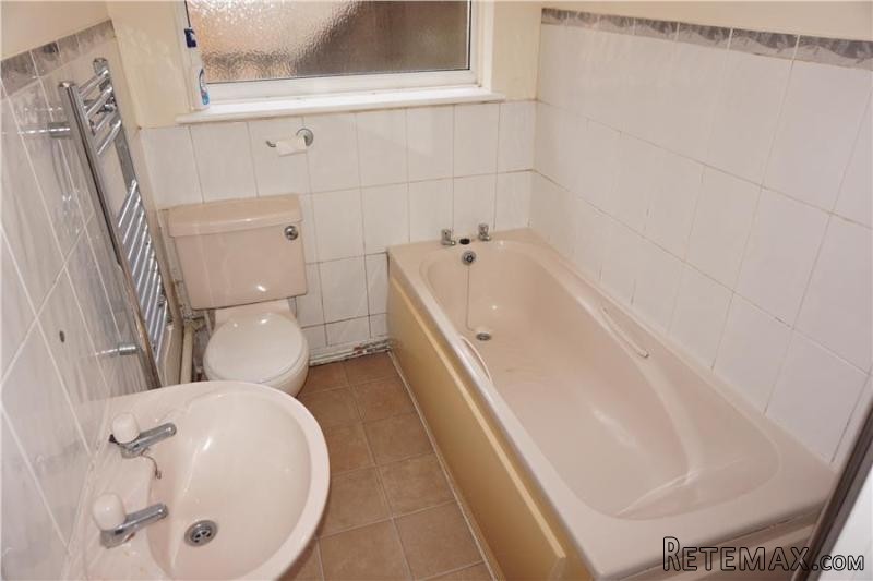 1 Bedroom - Flat - Hampshire - For Sale - 2