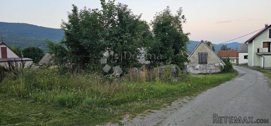 PRODAJE SE SEOSKO IMANJE 20497 m2 KRASNO - 2