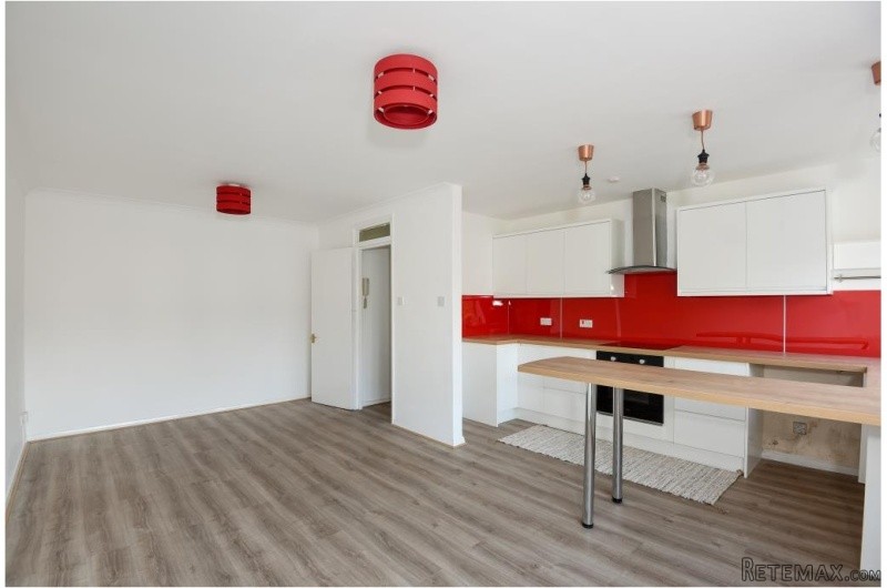 1 Bedroom Flat/Apartment To Rent