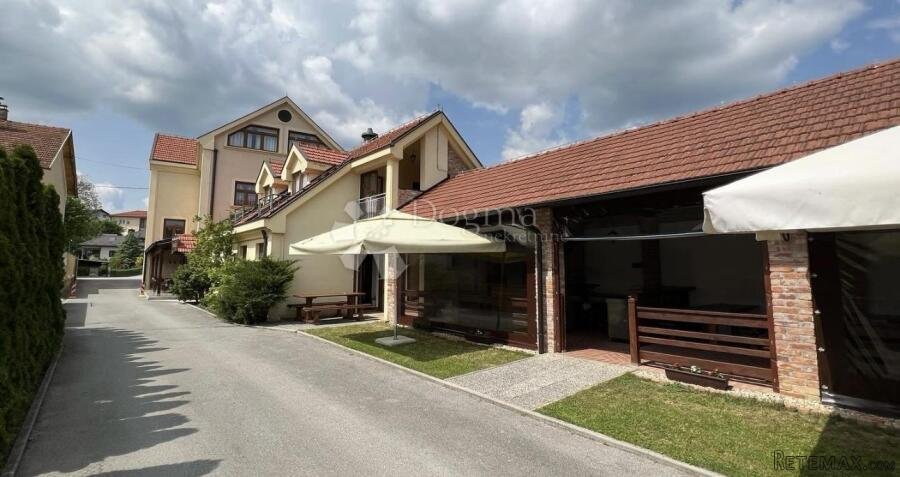 PRODAJA POSLOVNE ZGRADE-HOTEL-RESTORAN