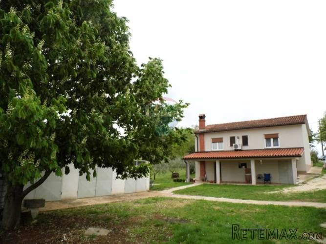ISTRA, SAMOSTOJEĆA KUĆA SA KONOBOM I GARAŽOM - 4
