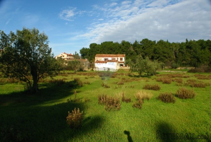 PULA,VELI VRH KOMBINACIJA GRAĐEVINSKOG 1751 M2 I... - 2