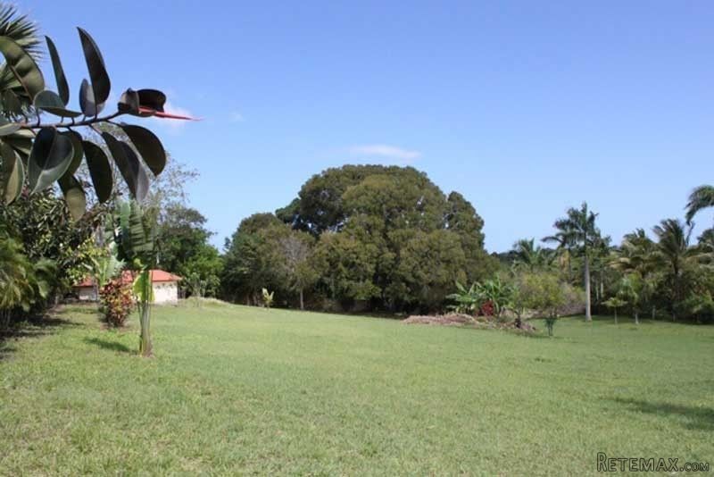 Building Lot In Secure Community..
