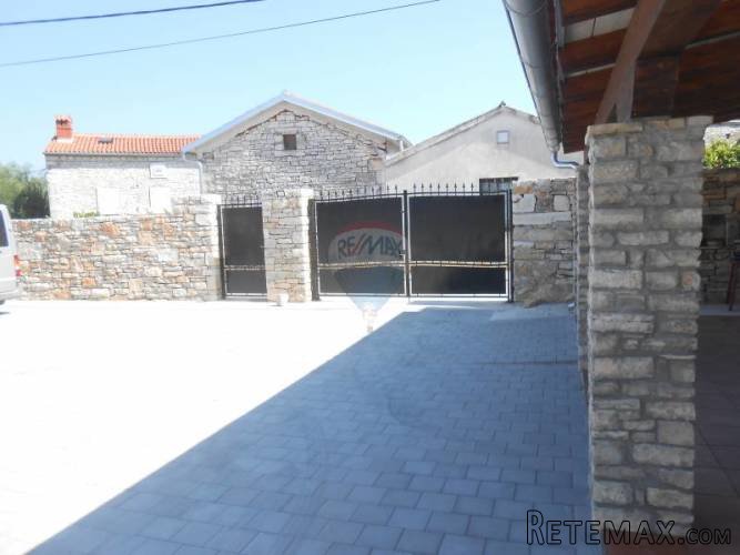 Istra, okolica Vodnjana, Čabrunići,potpuno renovirana,... - 2