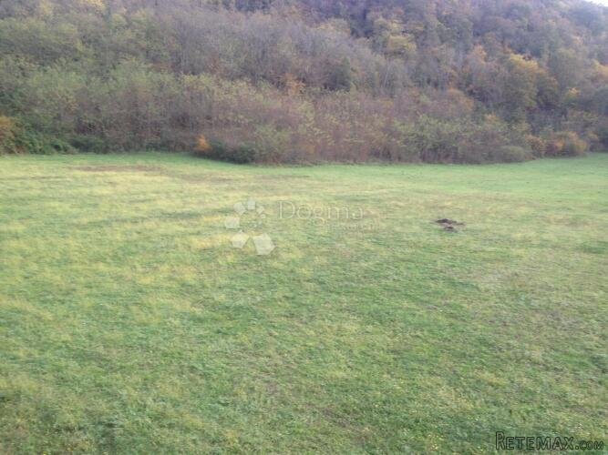 Predivno zemljište od 13.270m2 u blizini potoka - 2