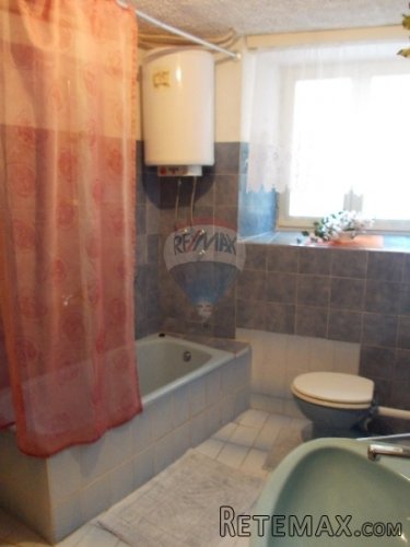 Buje renovirana kuća u starogradskoj jezgri - 3