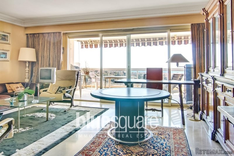 2-bedroom apartment with terrace and..