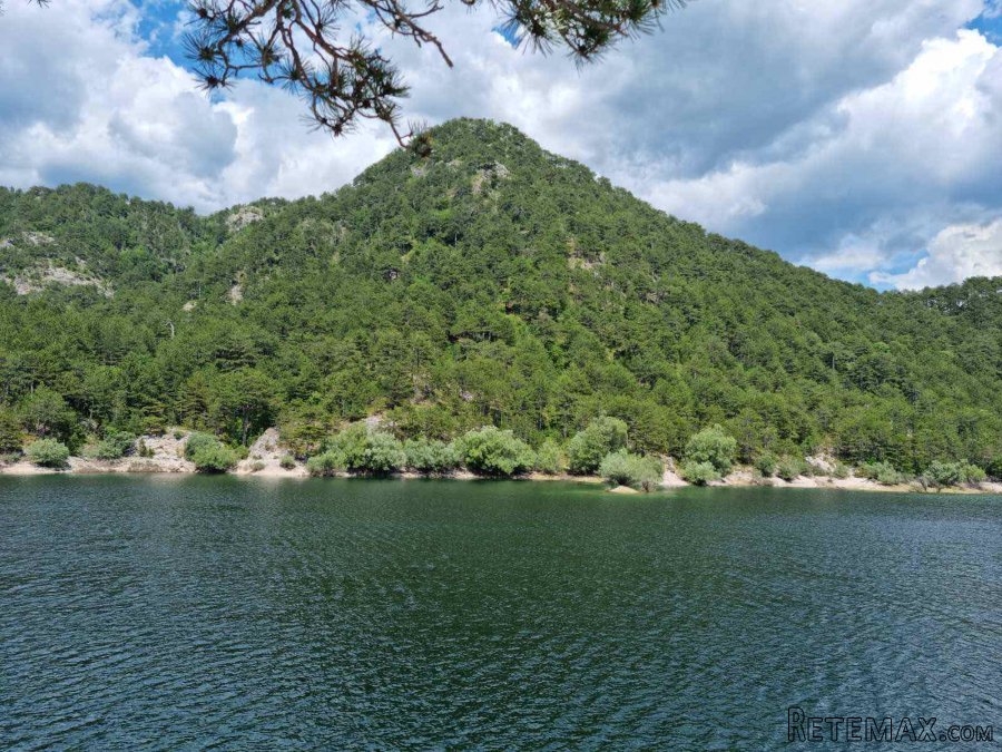 Prodaje se zemljiste na Grahovu - 10
