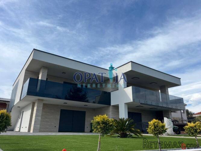 Apartman E2, vrt, južna orijentacija, 450m od mora - 2