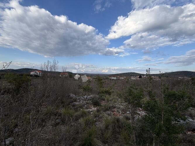 VODICE – GAĆELEZI | GRAĐEVINSKO ZEMLJIŠTE 4.600 m² ZA VILE Z - 2