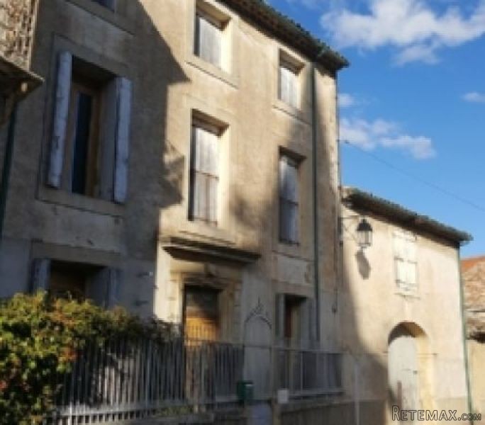 Large Family Home, Garage, Courtyard..