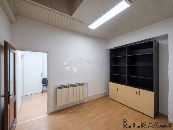NAJAM CENTAR Atraktivan poslovni prostor u centru 73 m² - 3