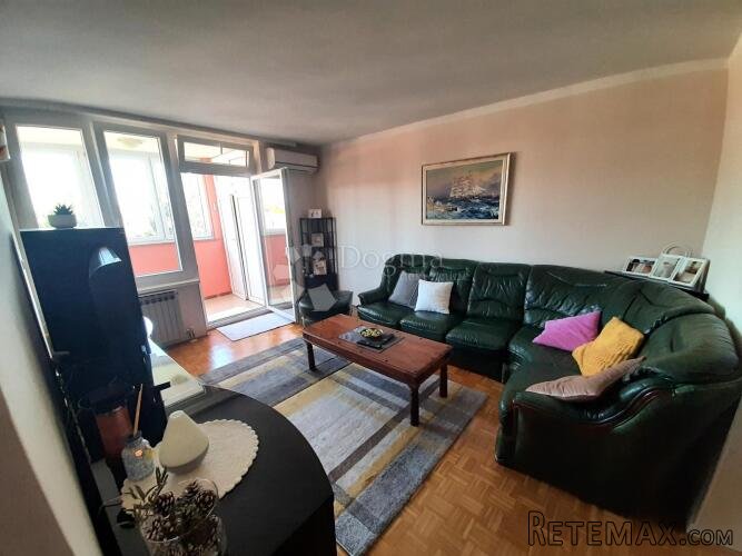 Sesvete – 3,5-soban stan s loggiom, 64 m2, useljiv odmah!