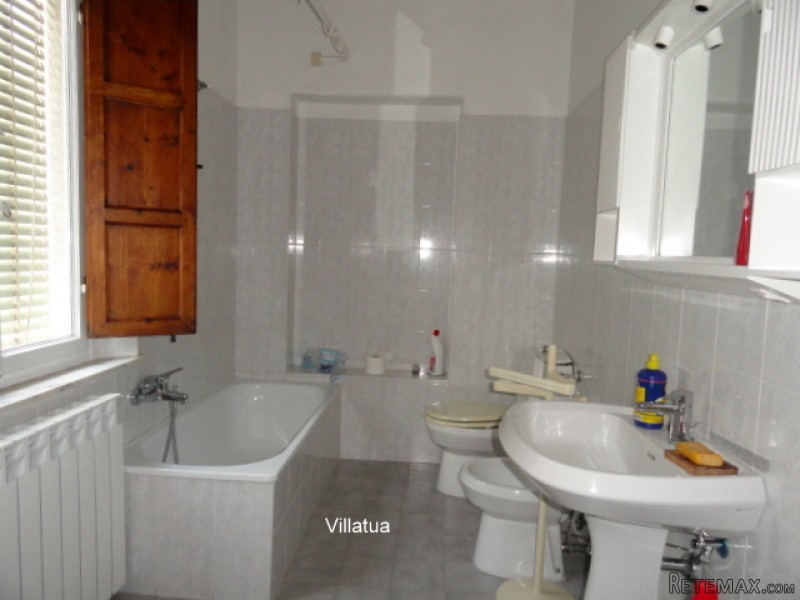 Village/town House - For Sale - - EUR..
