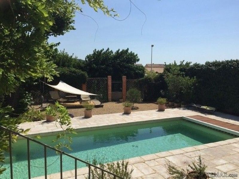 House with Pool, Gite With Private..