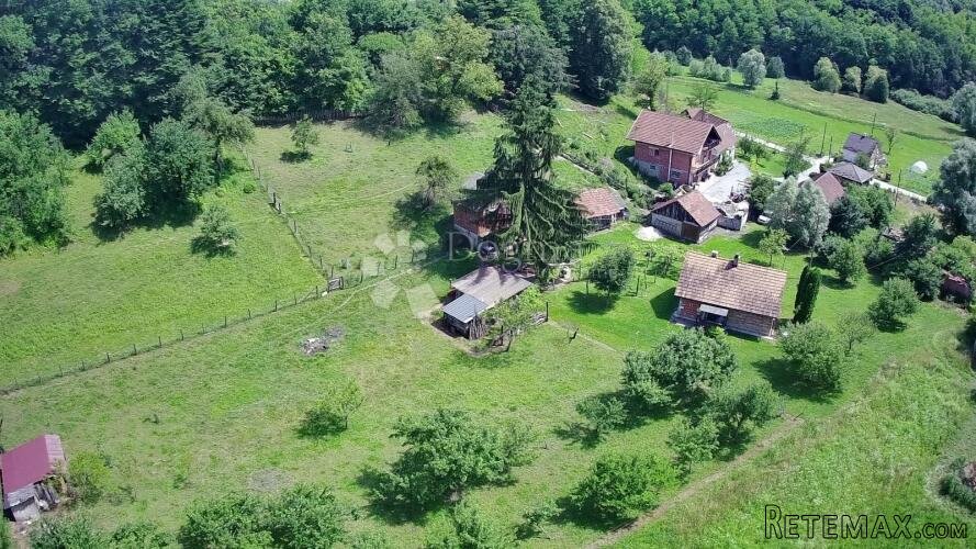 Autentično zagorsko seosko imanje na 18.512m² – privatnost,