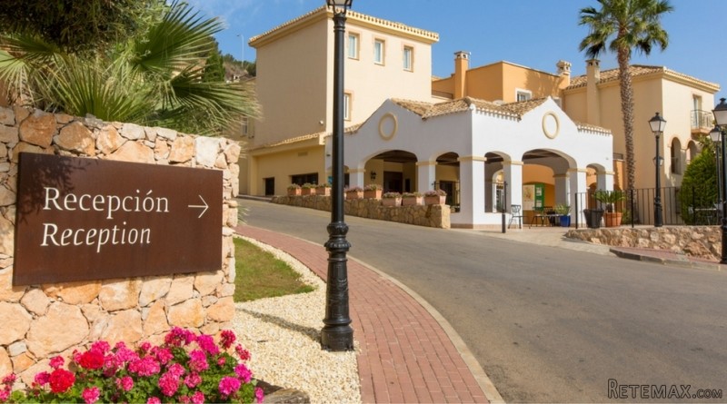 Studio Apartment 554, Las Lomas..