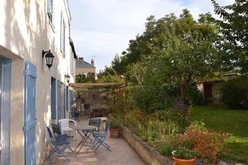 7 Bedrooms - Maison De Ville - For Sale - 2