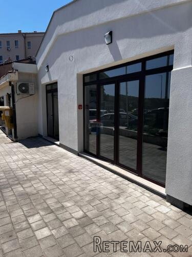 Bribir- poslovni prostor u centru - 2