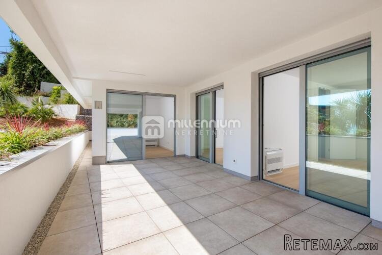 Opatija, vrhunska novogradnja, 75.92m2, vrt, parking - 2