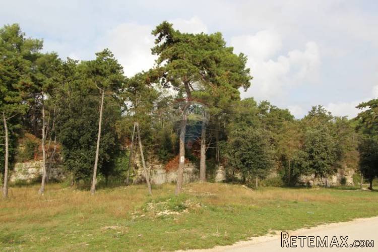 VABRIGA,ATRAKTIVNO GRAĐEVINSKO ZEMLJIŠTE T2, 300M OD MORA - 2