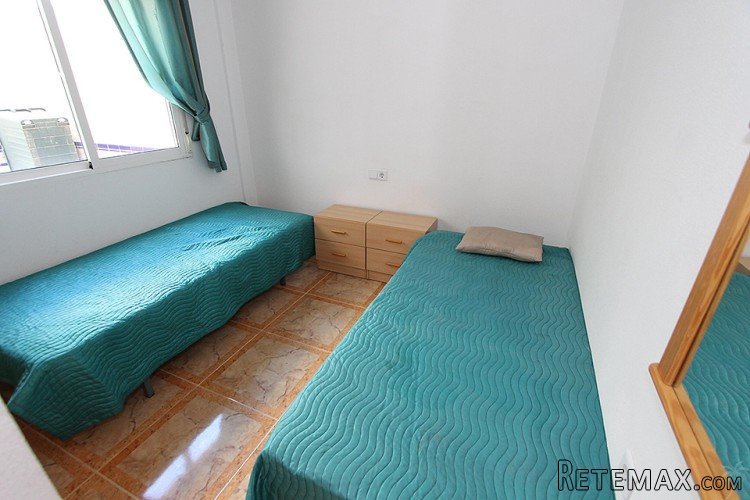 This cozy ground floor apartment is located in the quiet La.. - 4