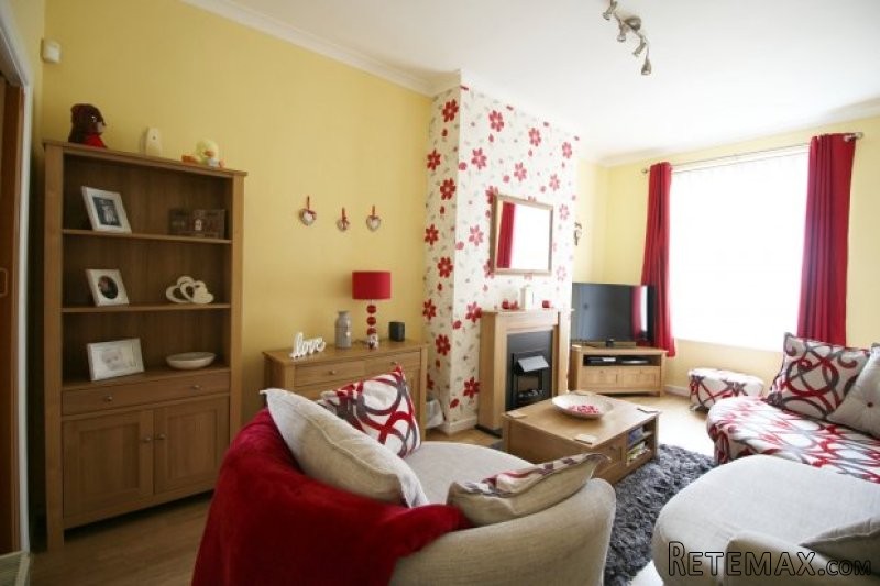2 bedroom, Terraced House house for sale - 2